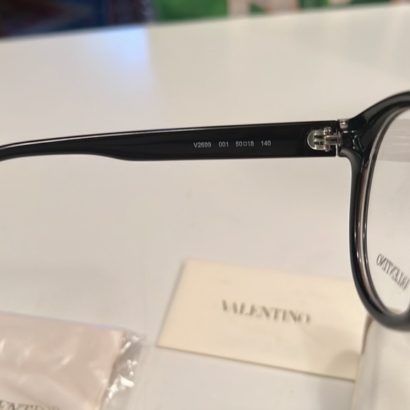 Optical glasses - Picture 3 of 4